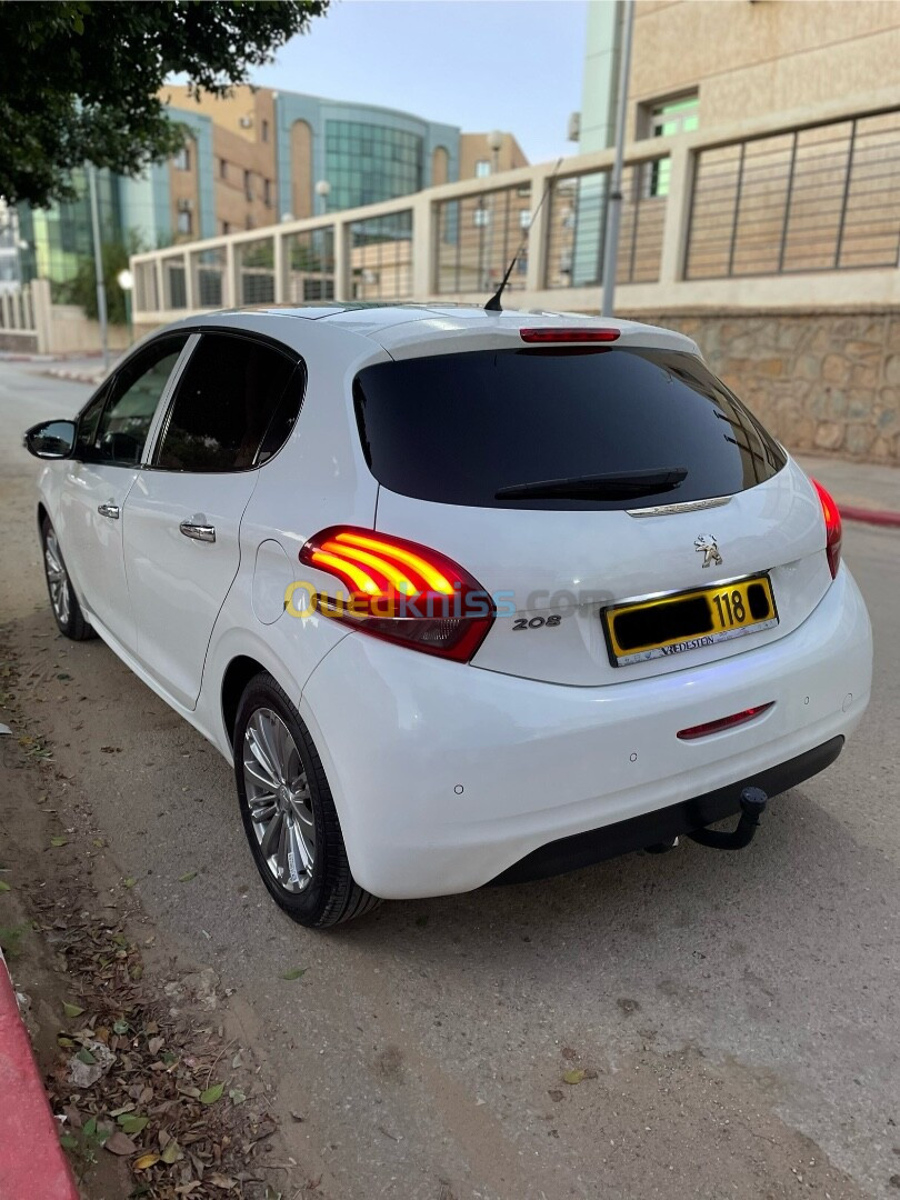 Peugeot 208 2018 Allure