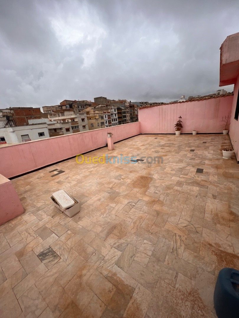 Rent Villa floor F5 Algiers Kouba