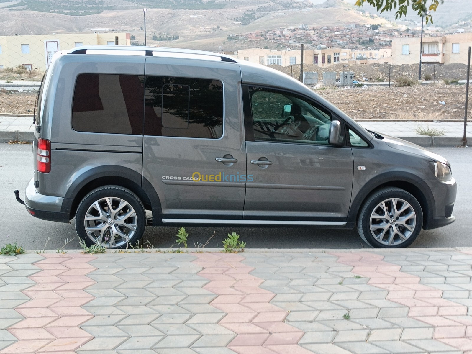 Volkswagen Caddy 2015 Cross