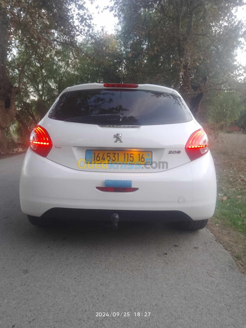 Peugeot 208 2015 Active