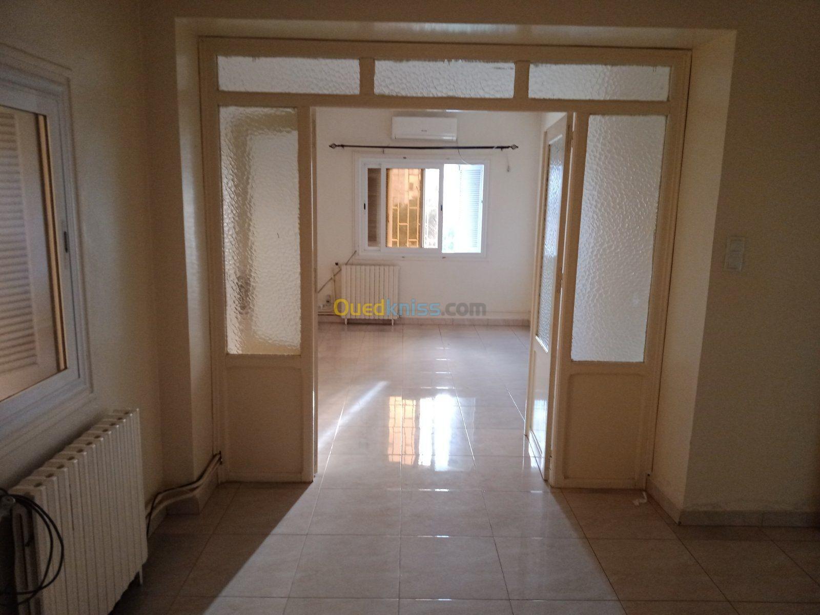 Location Niveau De Villa F4 Alger Hydra