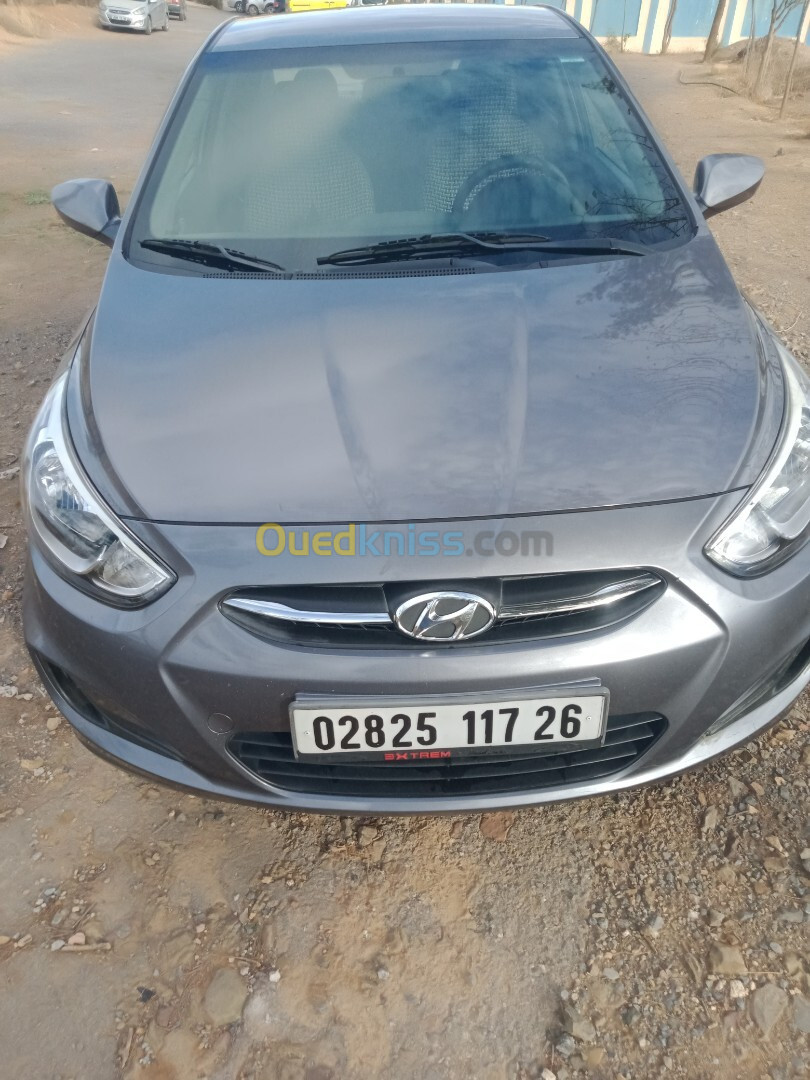 Hyundai Accent RB  4 portes 2017 Accent RB  4 portes