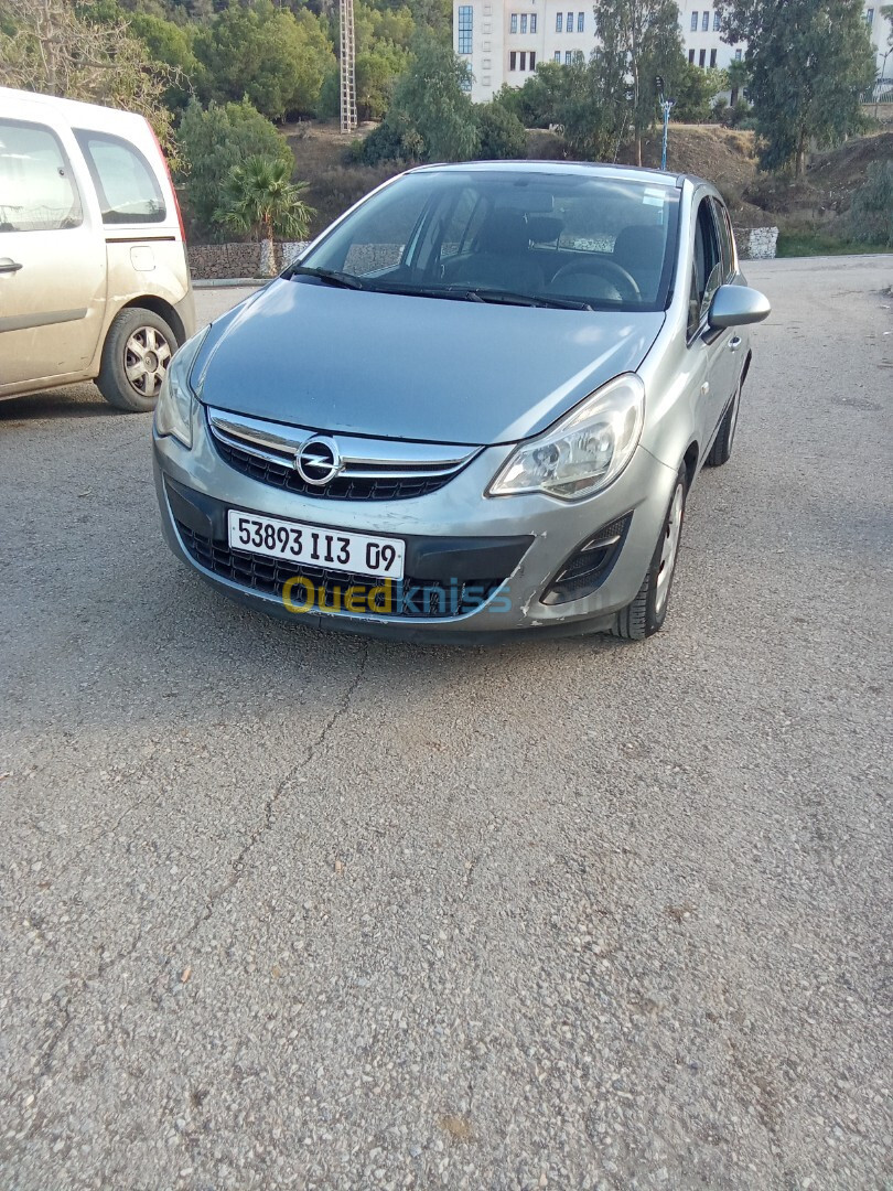 Opel Corsa 2013 