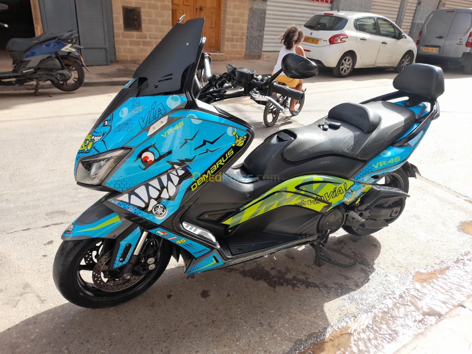 Yamaha Tmax lux 2015