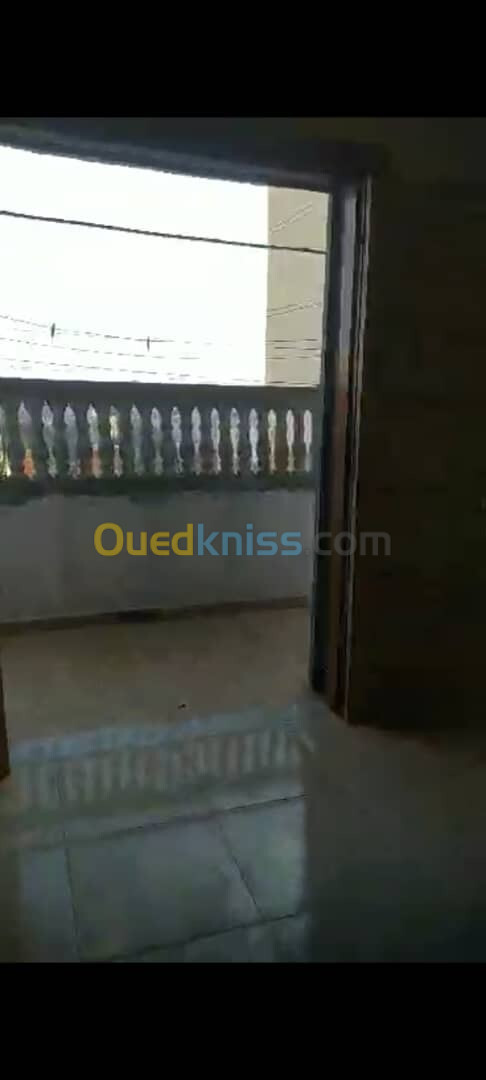 Location Niveau De Villa F3 Alger Bouzareah