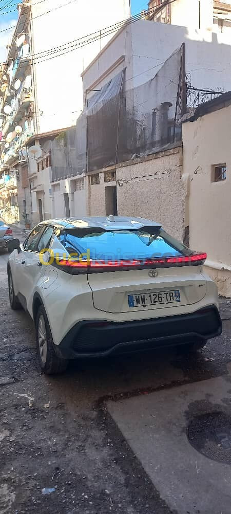 Toyota CHR 2024 