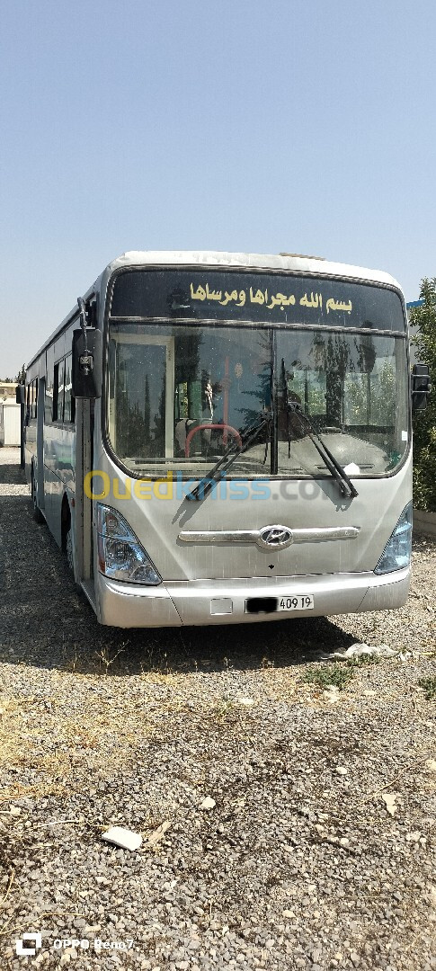 Hyundai AUTOBUS 102 Places 2009