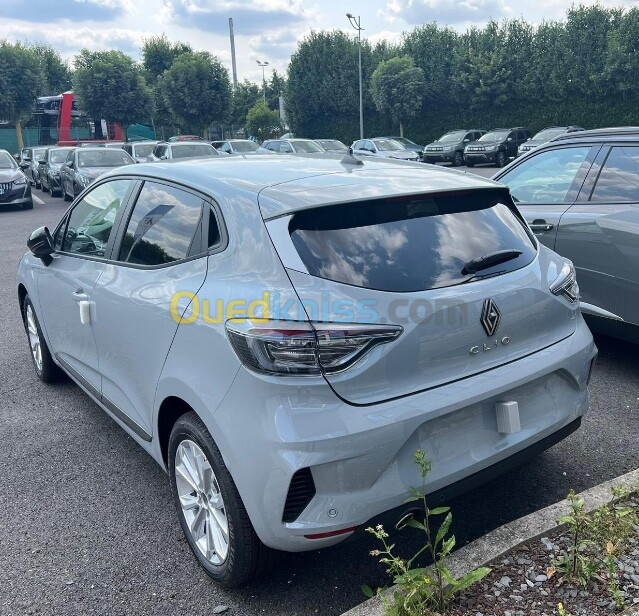 Renault Clio 5 évolution diesel 2024 