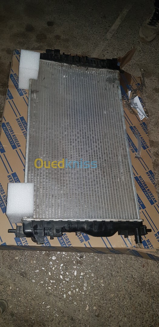 Radiateur chovrolet cruz diesel Boite auto 