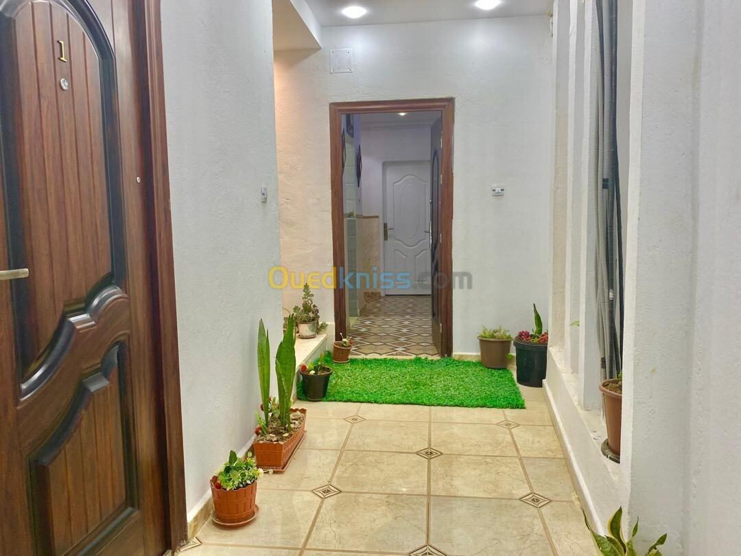 Vente Niveau De Villa F3 Alger Douera