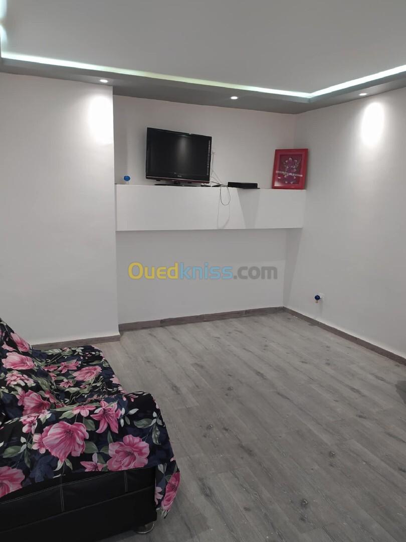 Location vacances Niveau De Villa F3 Alger Zeralda