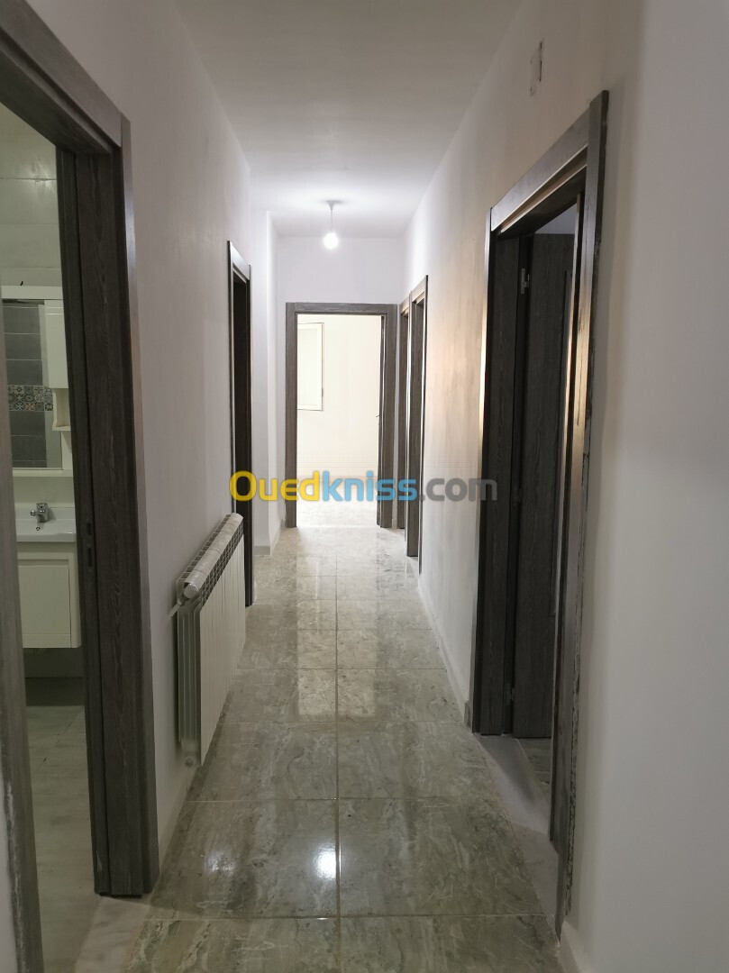 Location Appartement F4 Alger Rahmania