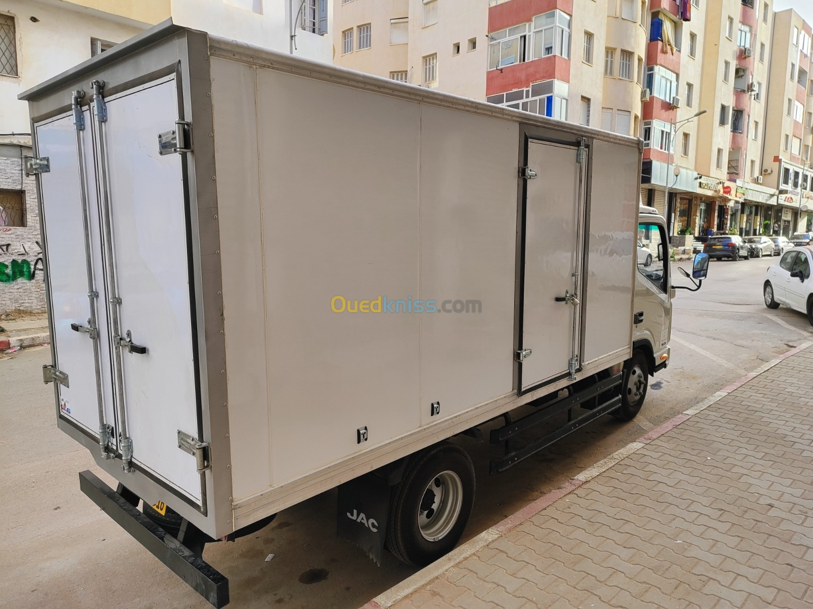 Transport de Marchandises Et Déménagement نقل البضائع و ترحيل