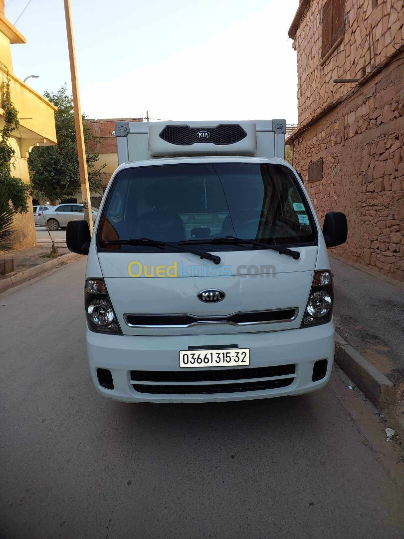 K2700 Kia 2015