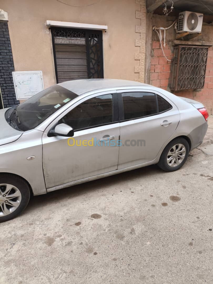 Chevrolet Optra 5 portes 2015 Optra 5 portes