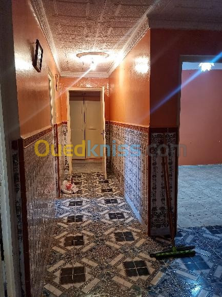 Location Appartement F4 Aïn Témouchent El malah