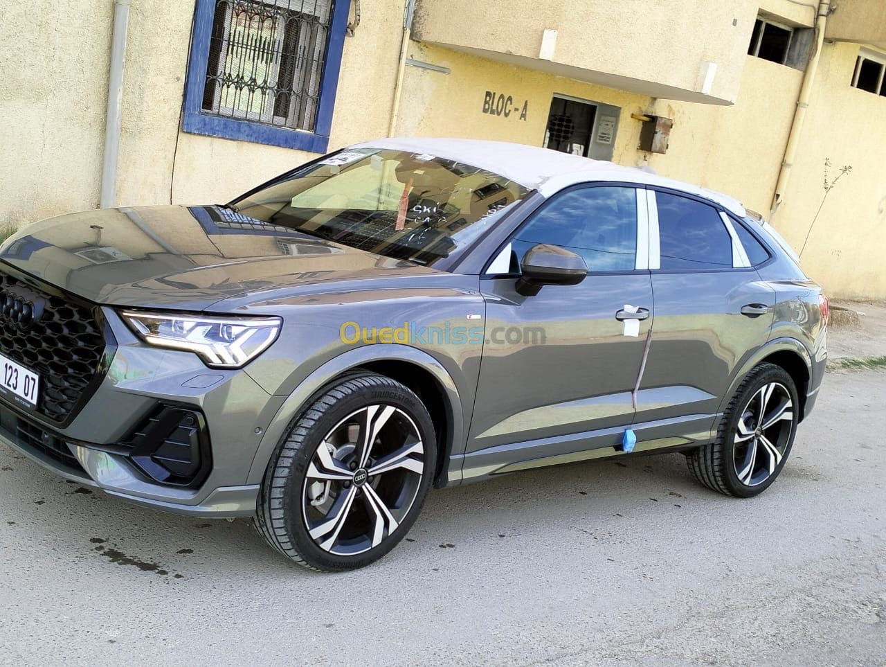 Audi Q3 2023 S-line