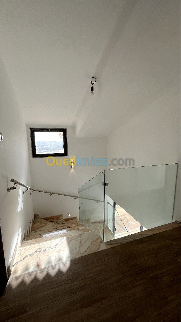 Vente Appartement F4 Alger Dely brahim