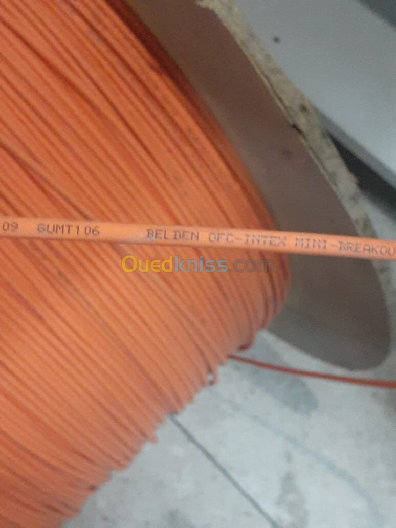 Cable fibre optique