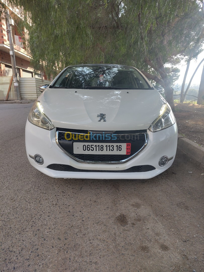 Peugeot 208 2013 Allure