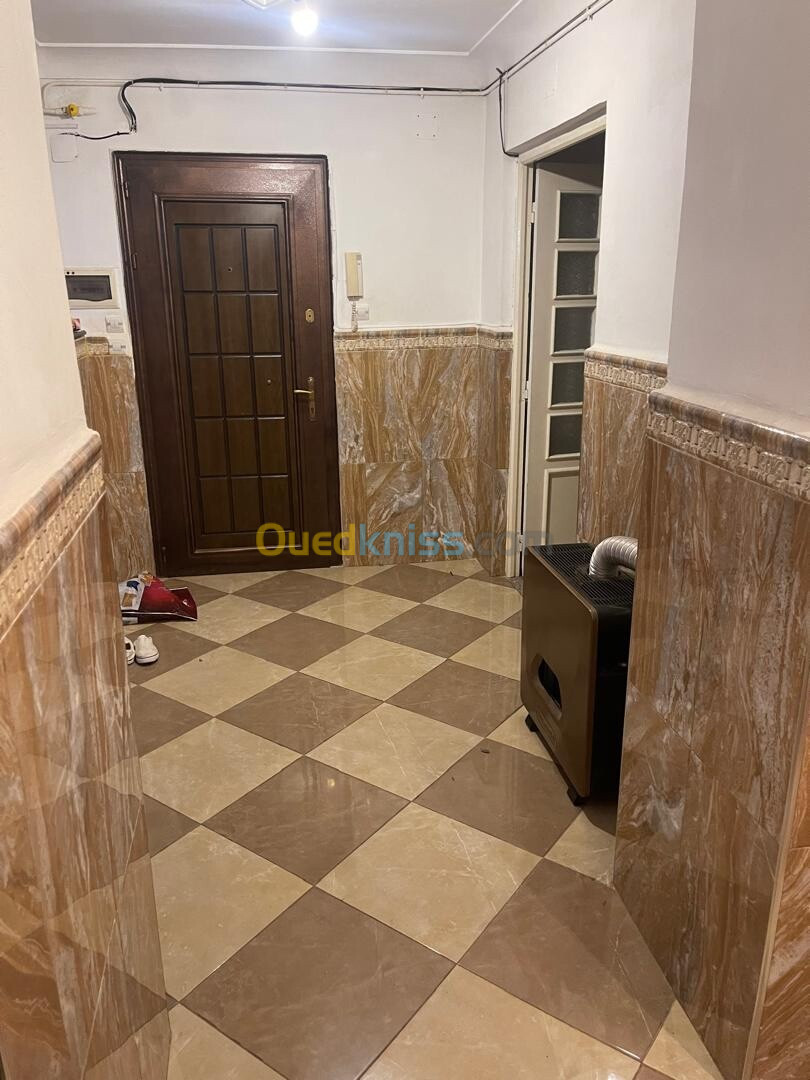 Location Appartement F4 Alger Hydra