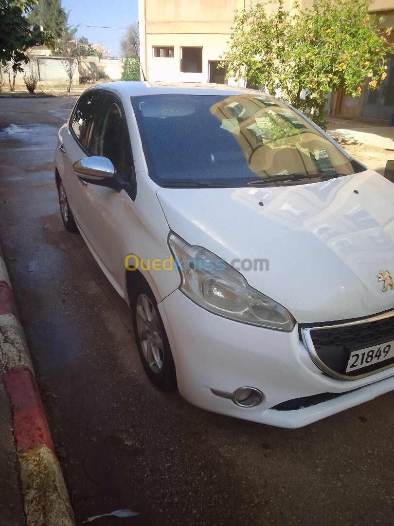 Peugeot 208 2014 208