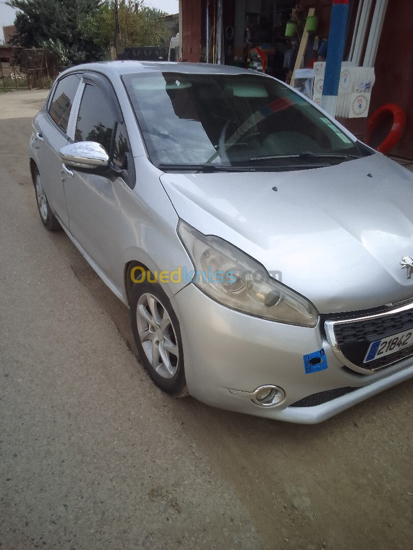 Peugeot 208 2014 208