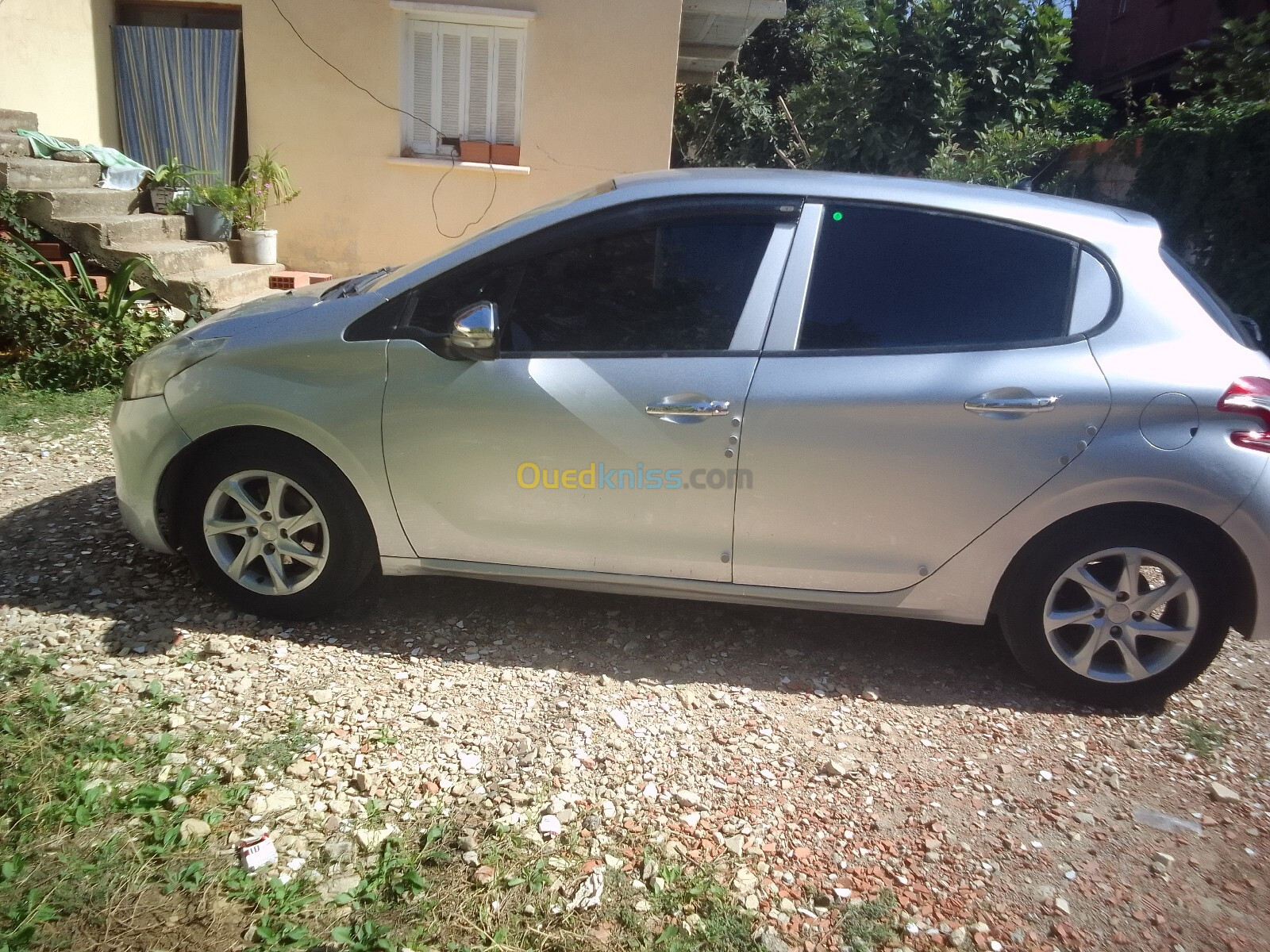 Peugeot 208 2014 208