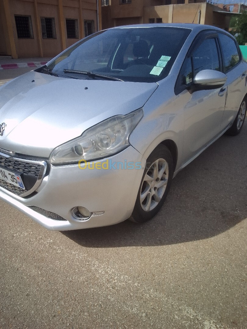 Peugeot 208 2014 208