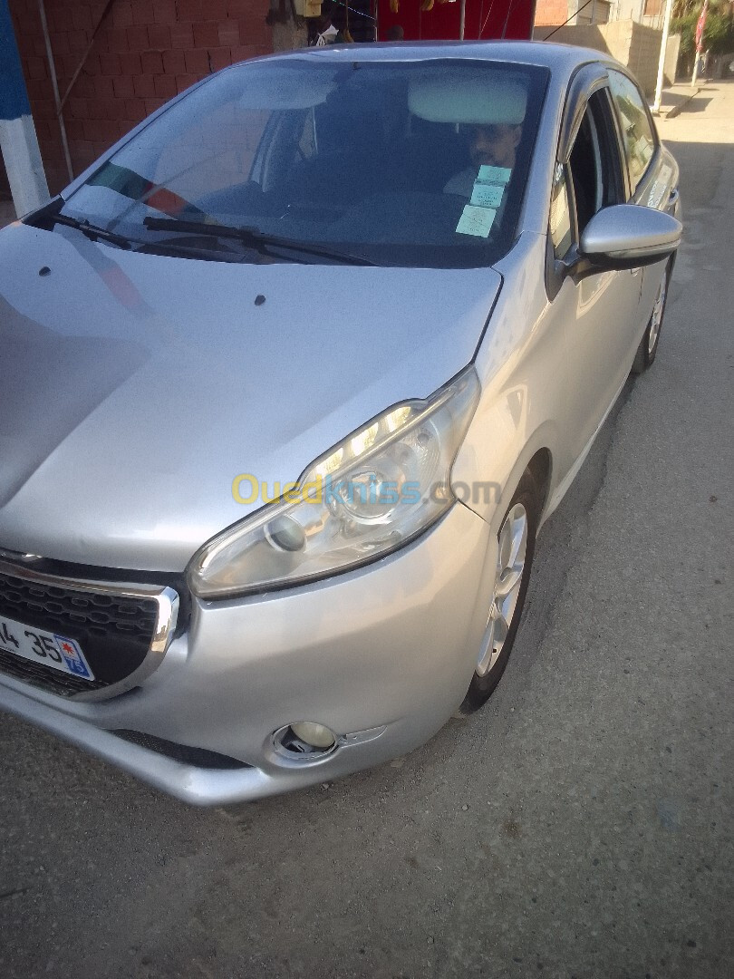 Peugeot 208 2014 208