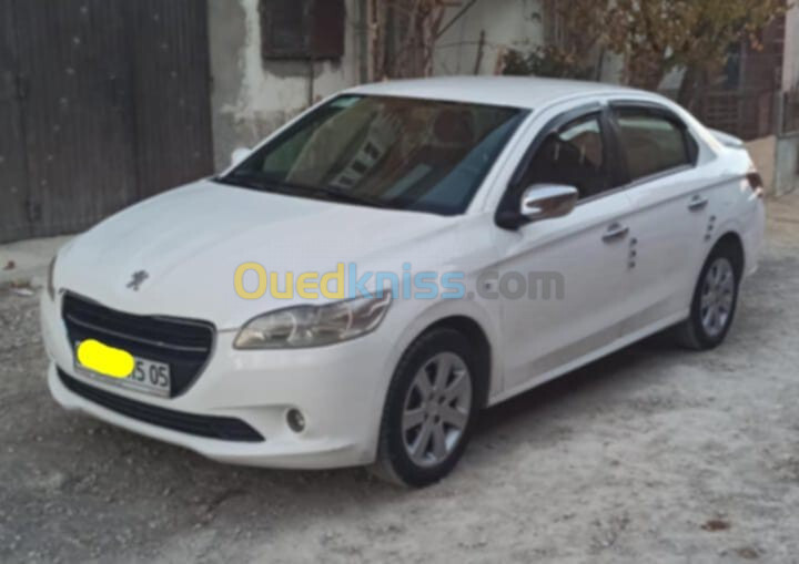 Peugeot 301 2015 Allure