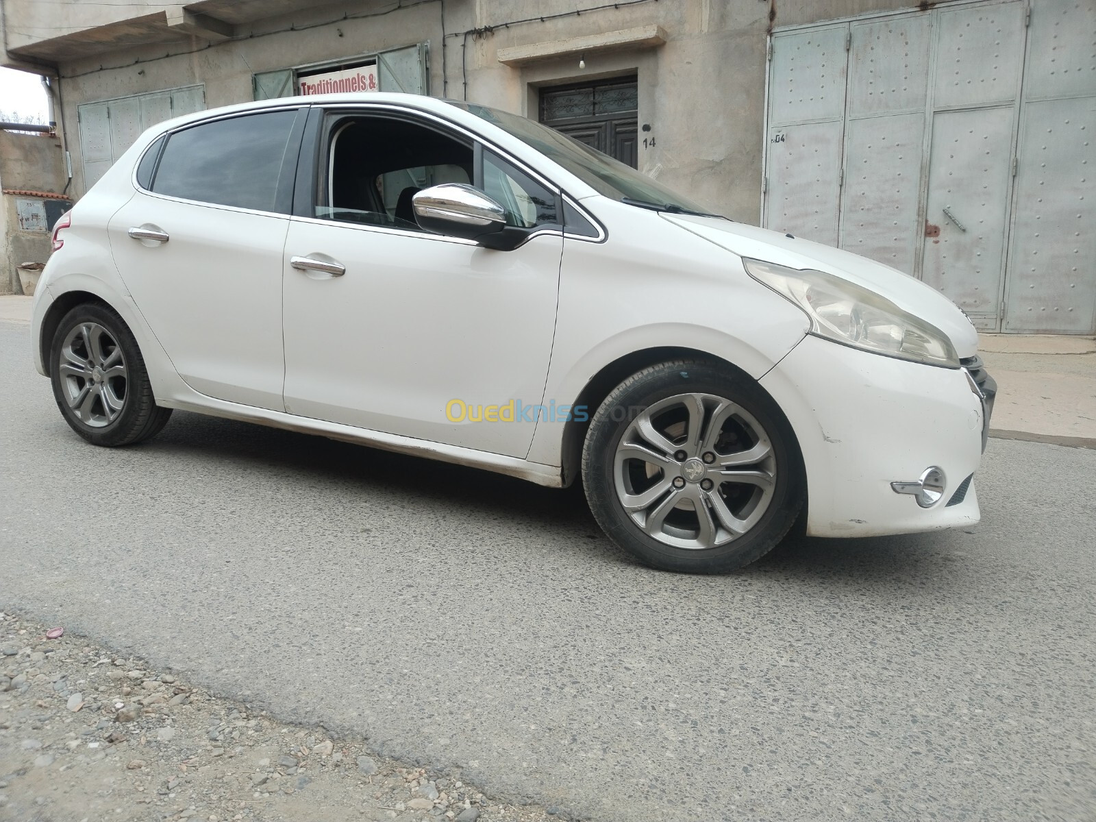 Peugeot 208 2014 208