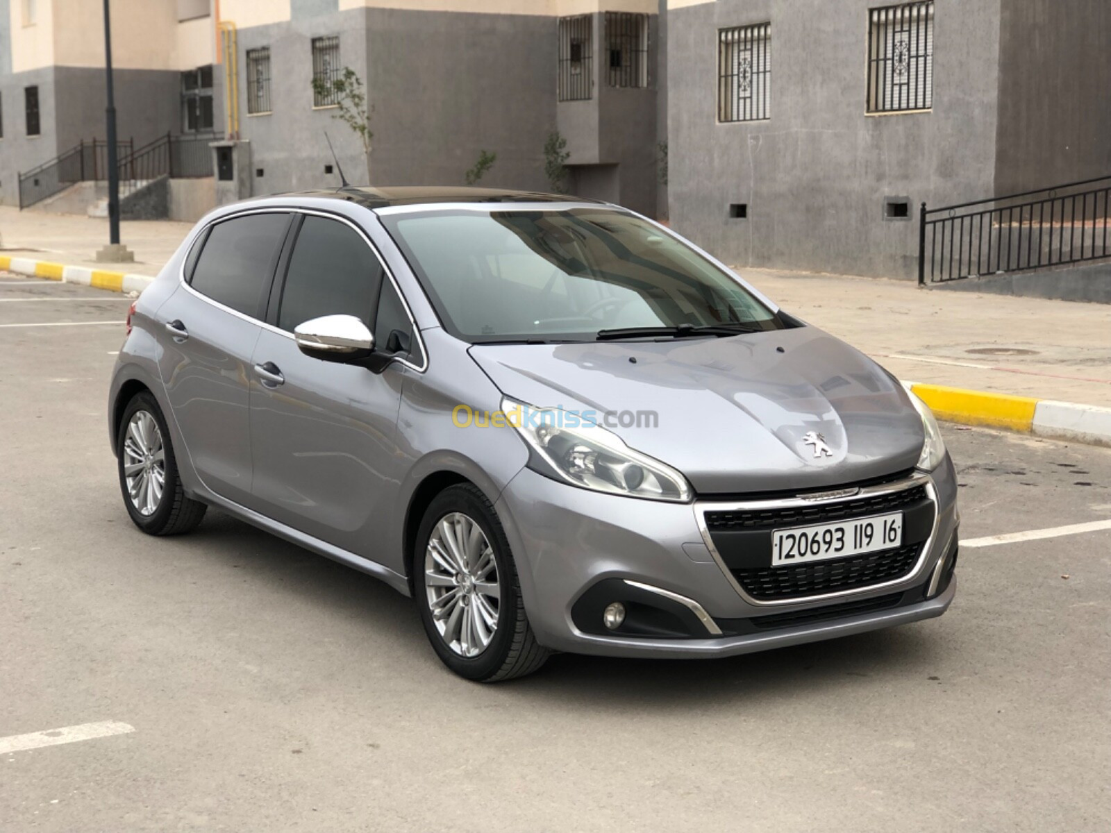 Peugeot 208 2019 Allure Facelift