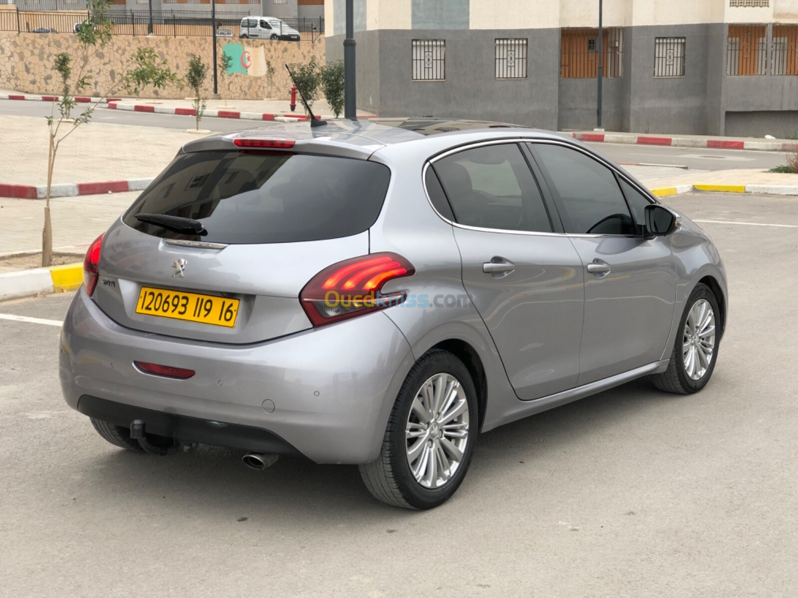 Peugeot 208 2019 Allure Facelift