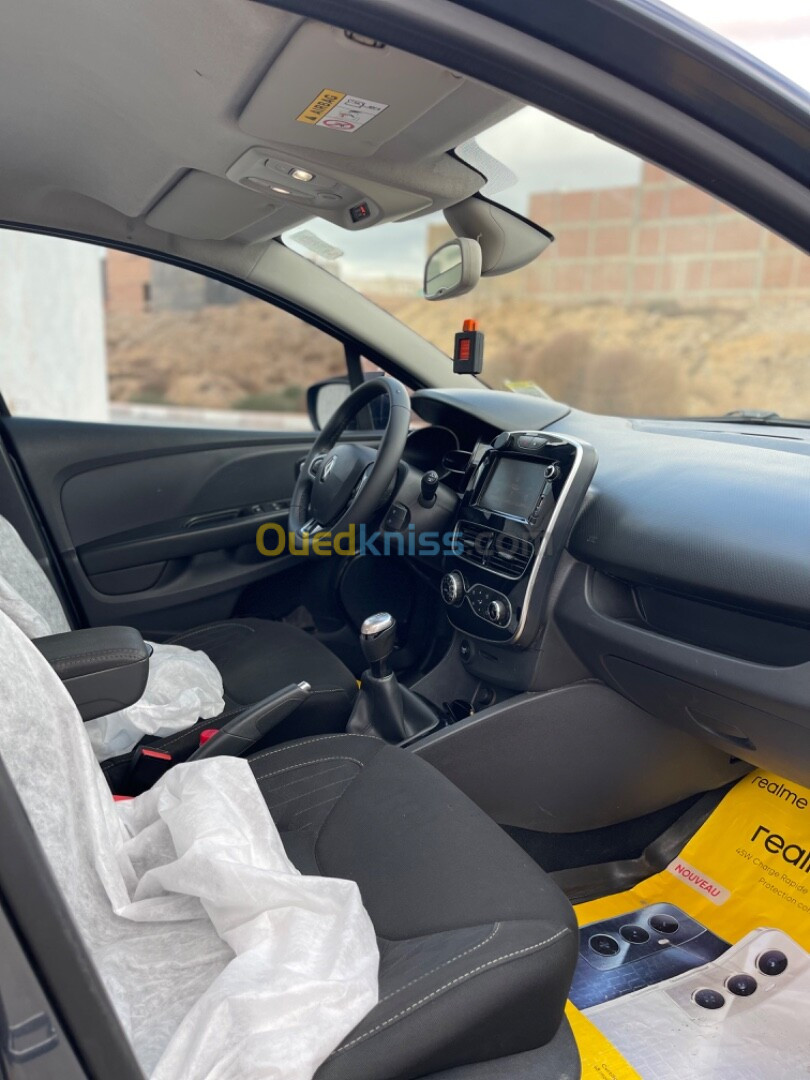 Renault Clio 4 2019 Limited 2