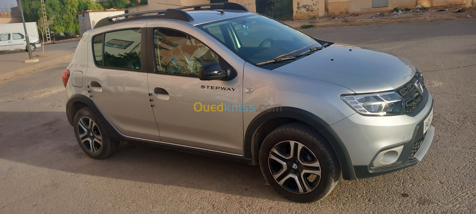 Dacia Sandero 2023 Stepway bleu model