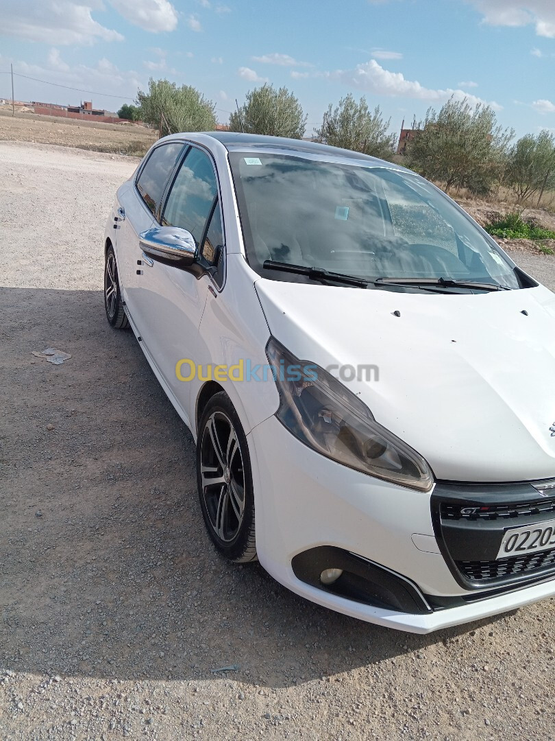 Peugeot 208 2016 Allure Facelift