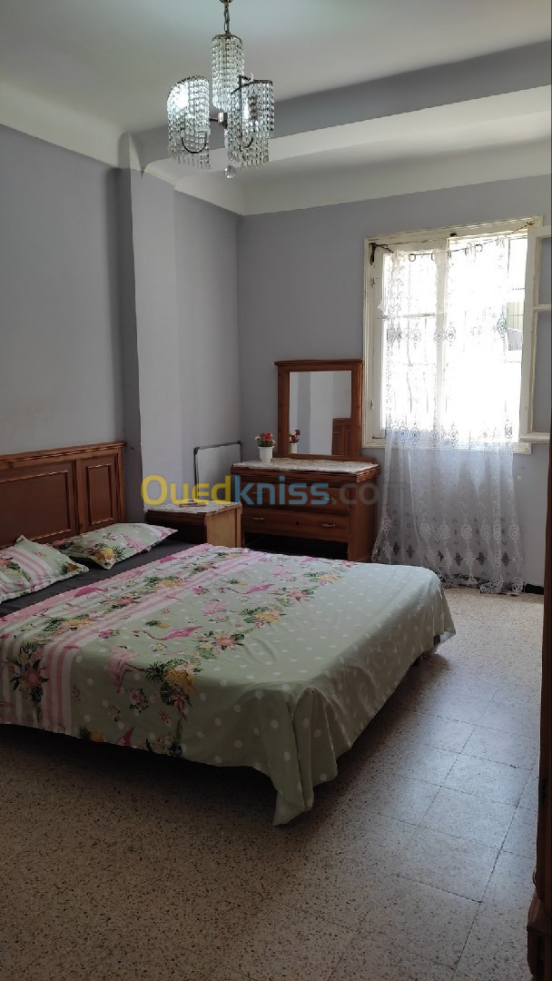 Location vacances Appartement F2 Tizi Ouzou Azeffoun