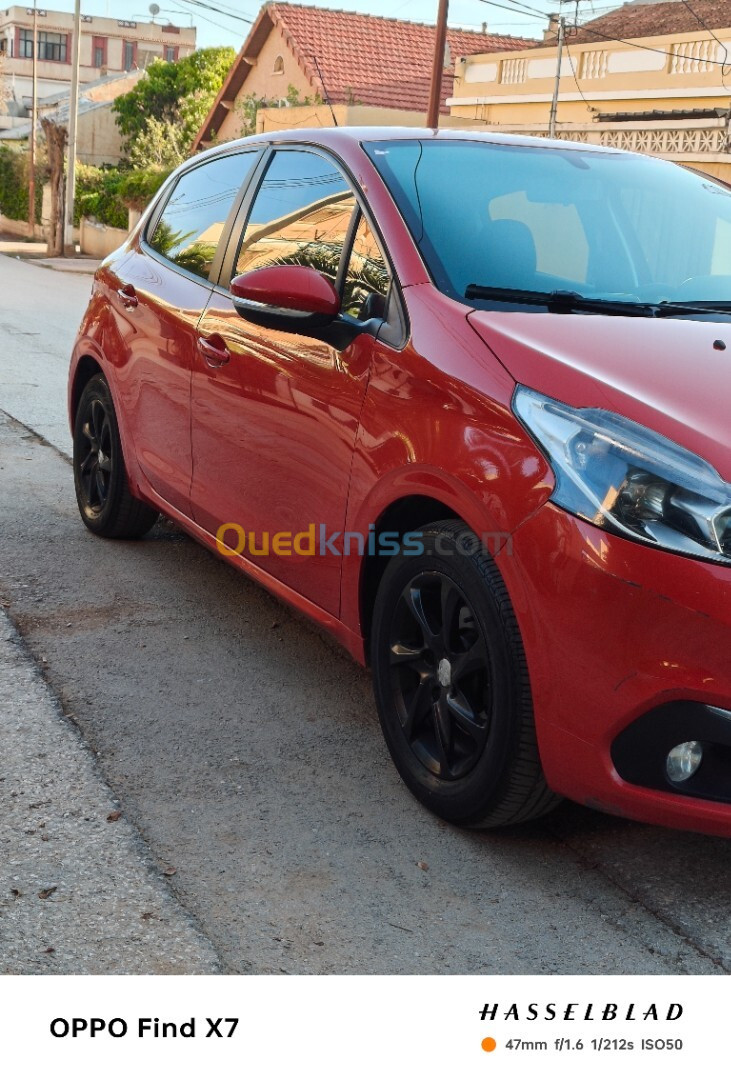 Peugeot 208 2016 Allure