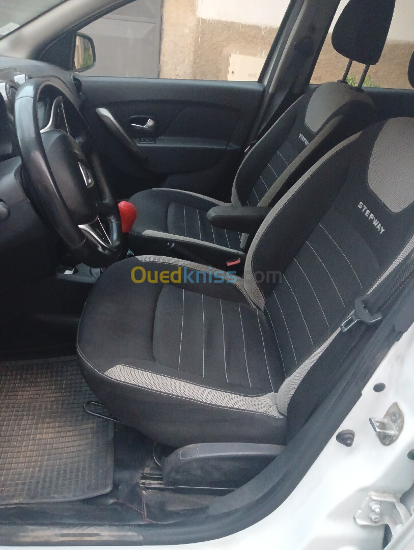 Dacia Sandero 2020 Stepway PRIVILEGE