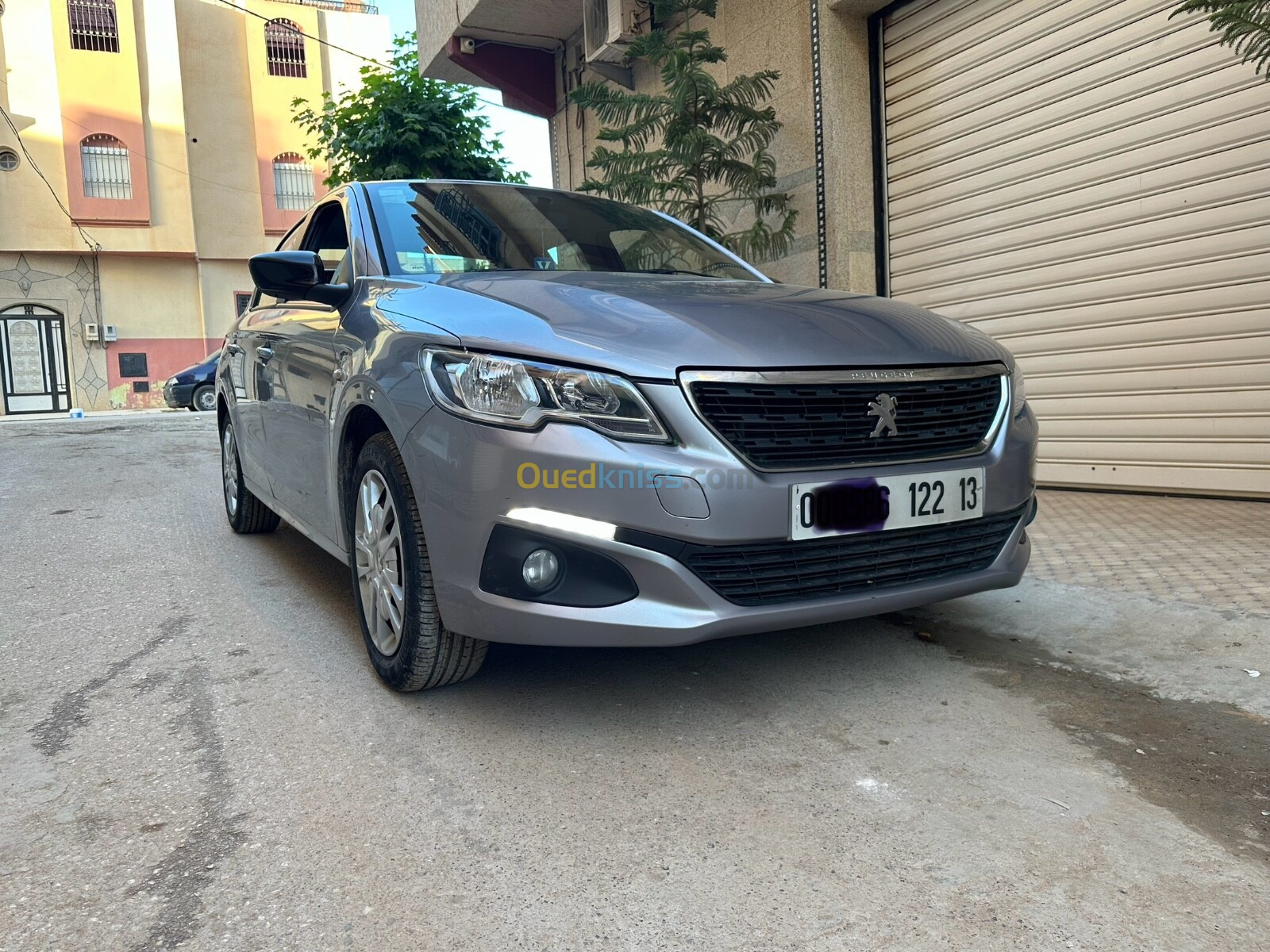 Peugeot 301 2022 Allure