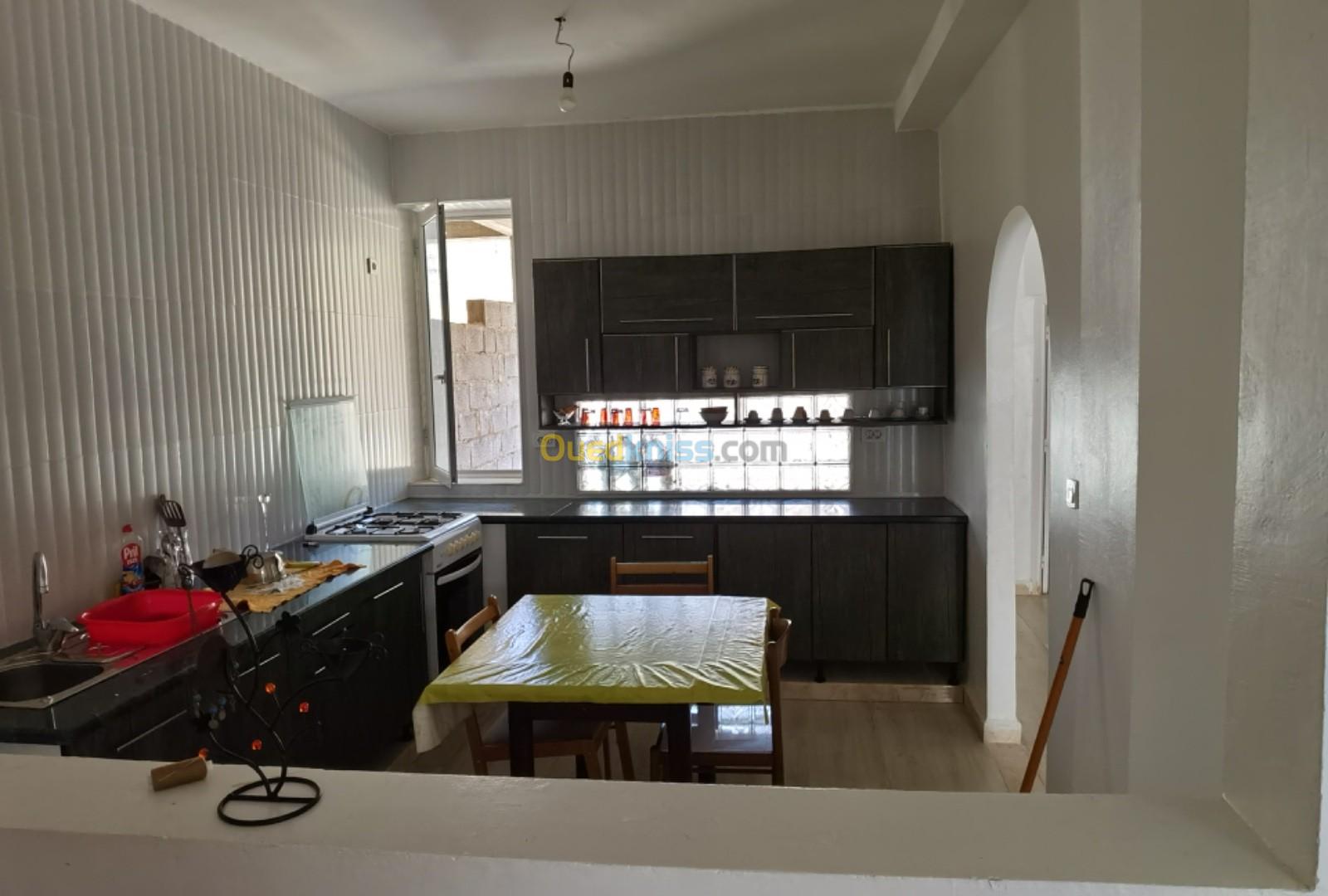 Location vacances Niveau De Villa F3 Skikda Skikda