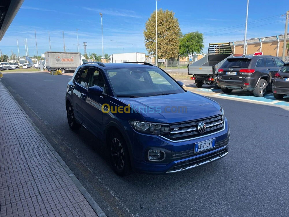 Volkswagen Touran Cross 2022 