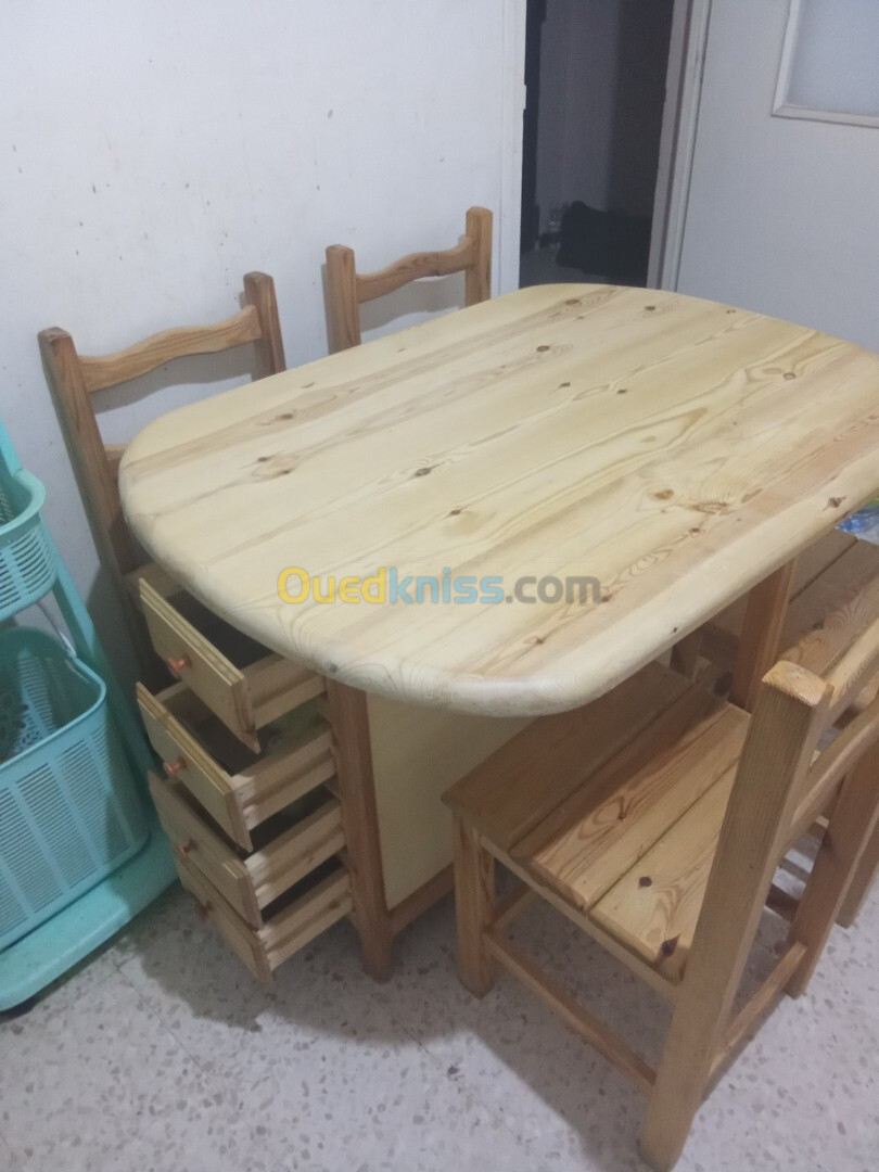 table cuisine pliante طاوله مطبخ تطبق على زوج بلقجور وكوفر واسع  