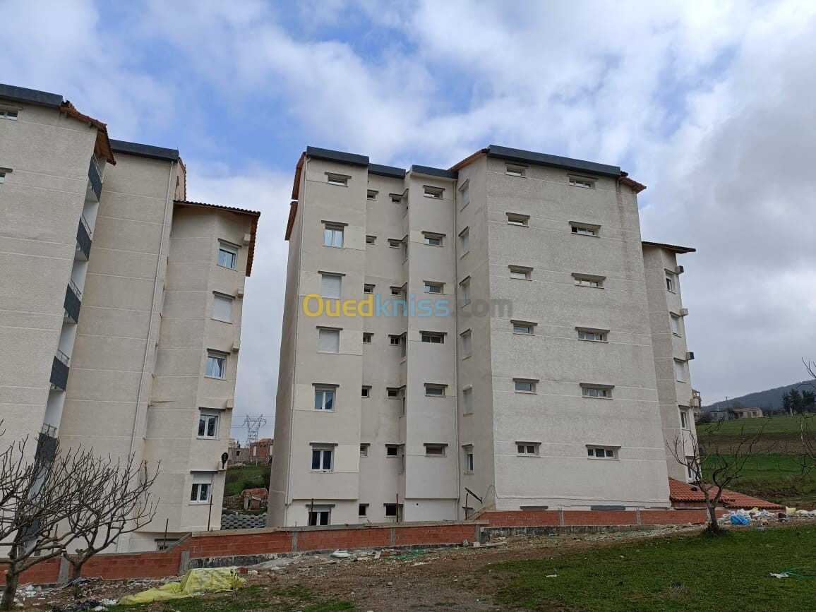 Vente Appartement F3 Tizi Ouzou Yakouren