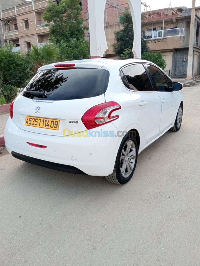 Peugeot 208 2014 Allure