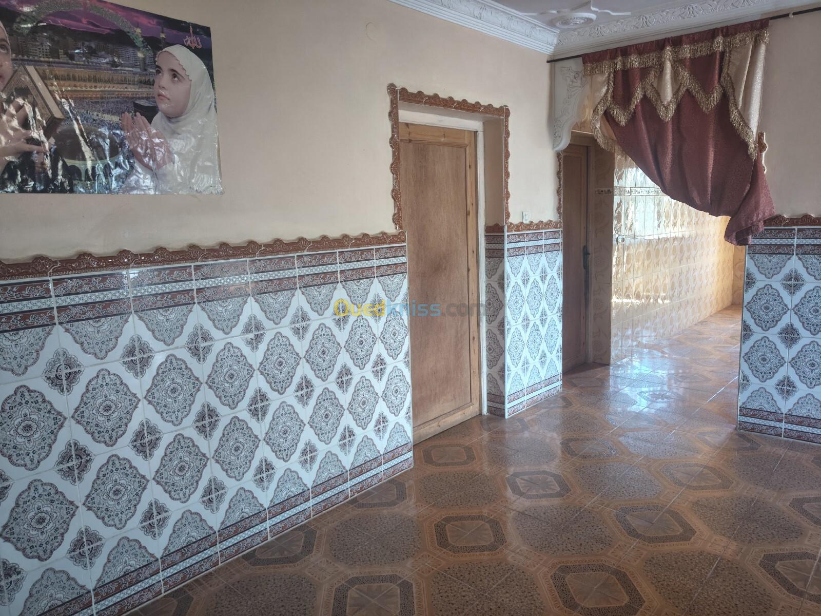 Vente Villa Tlemcen Dar yaghmouracene