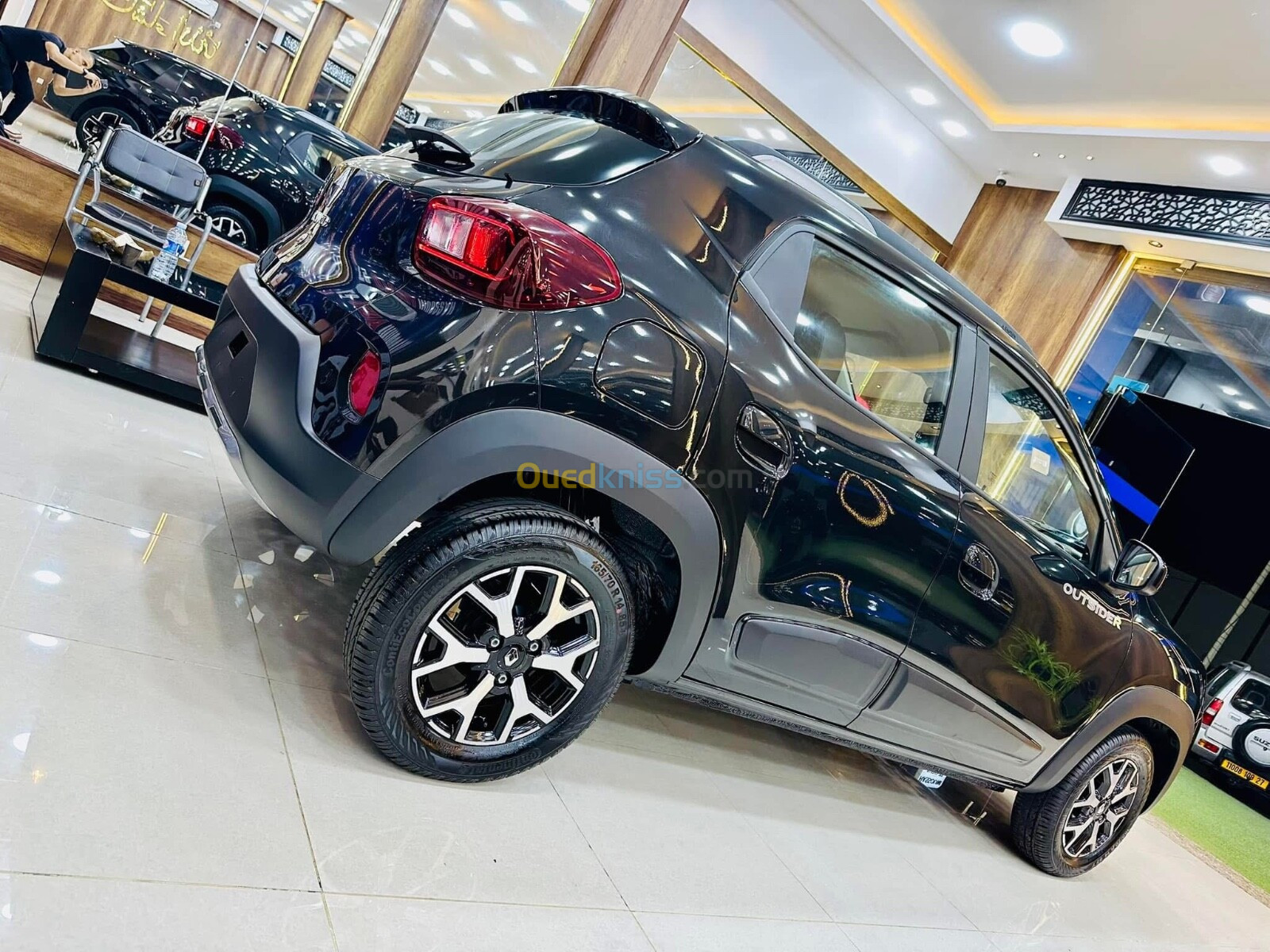 Renault Kwid 2024 Outsider