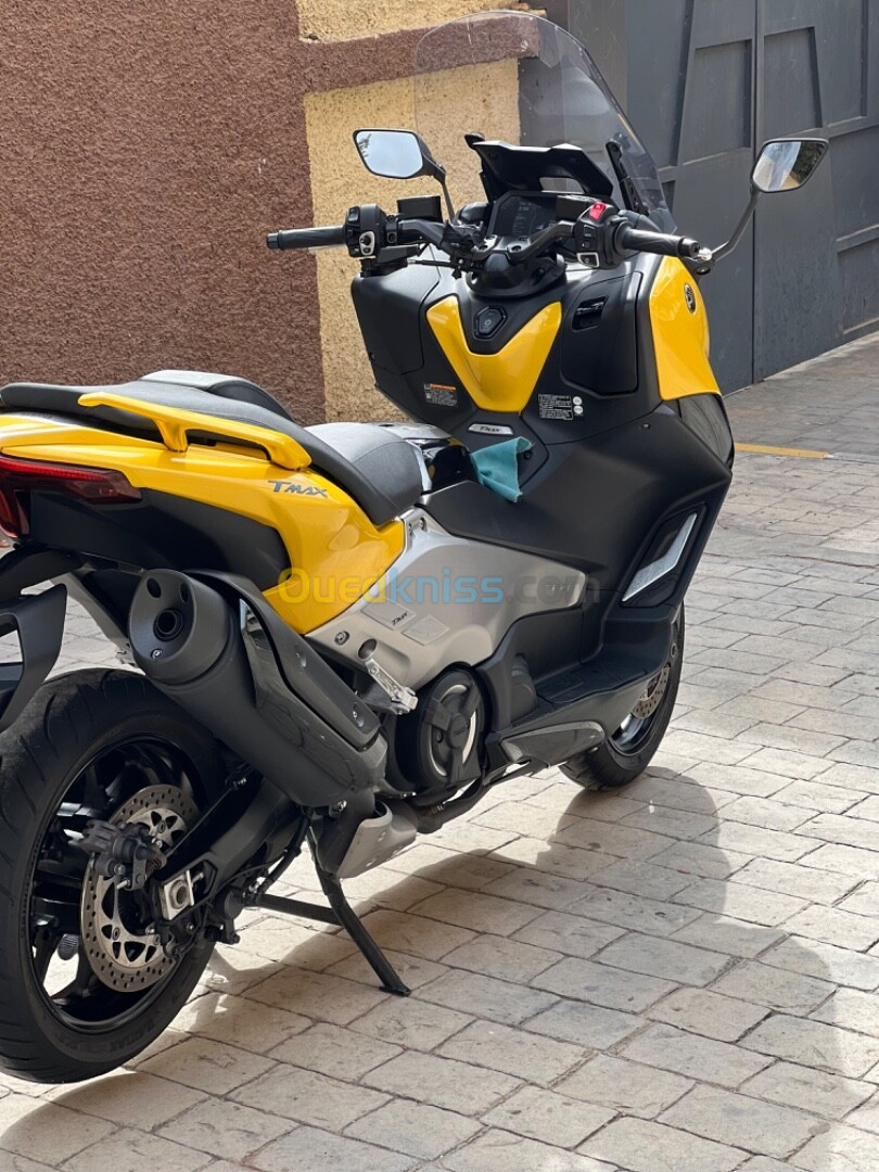 Tmax 562 Yamaha 2022