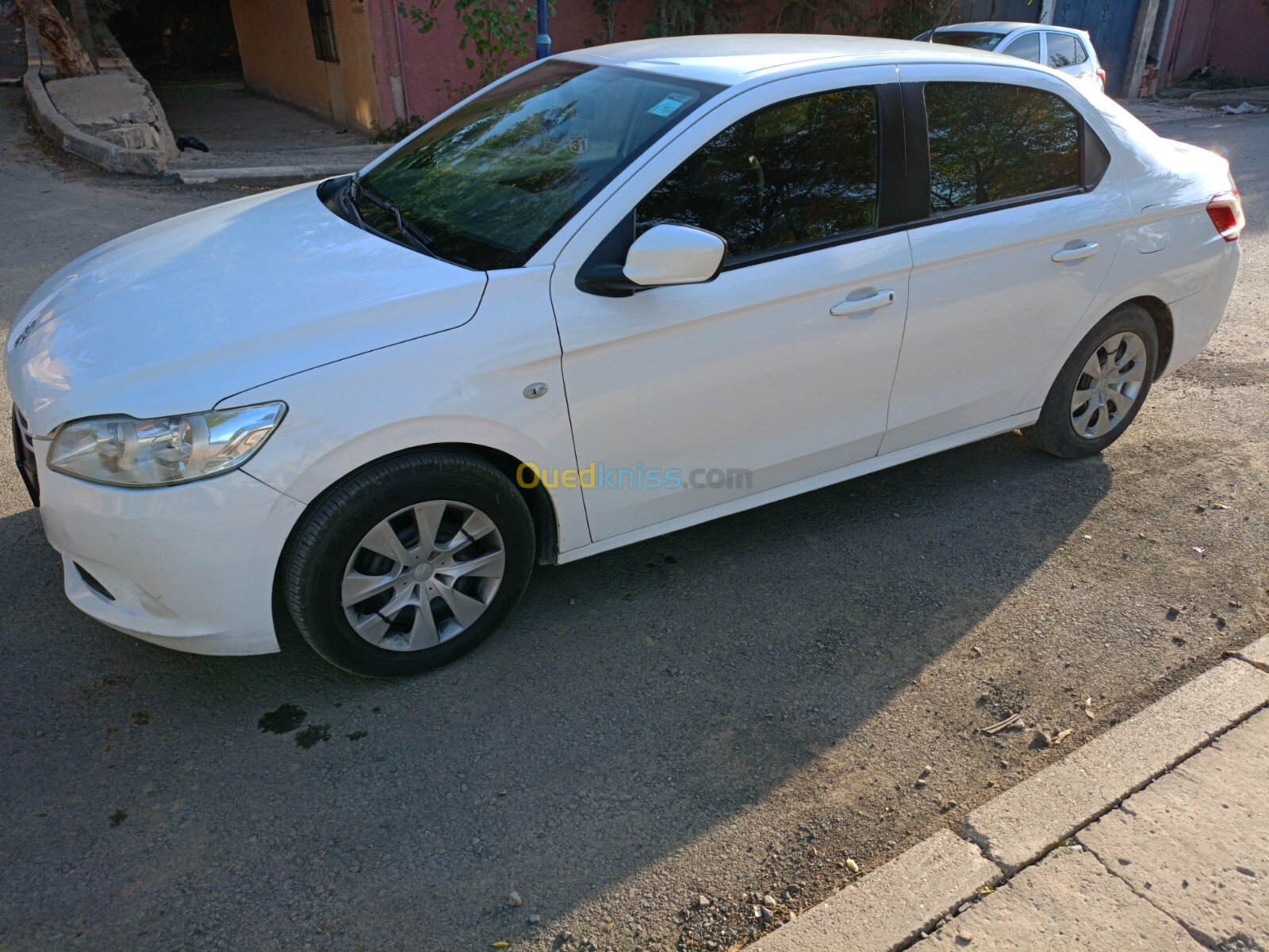 Peugeot 301 2013 Active